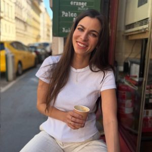 Szentkirályi Alexandra (forrás: Instagram)